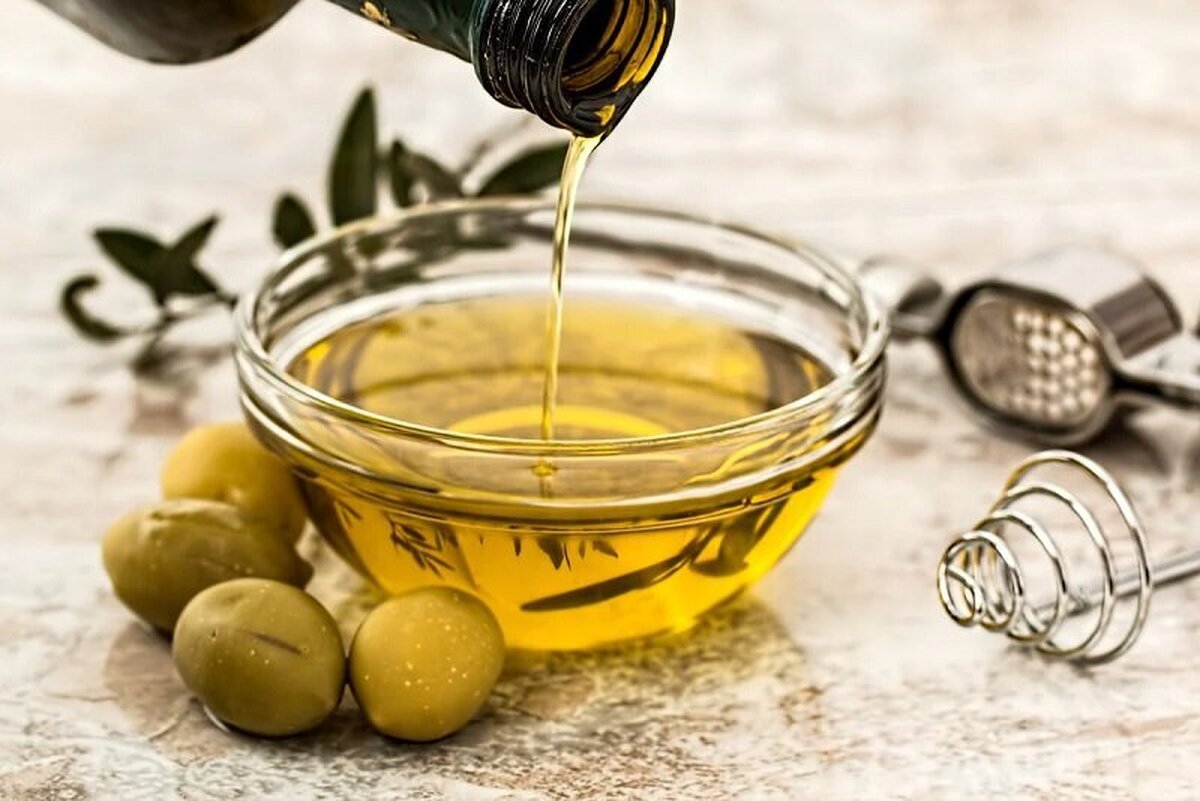 خواص روغن زیتون برای استحکام استخوان